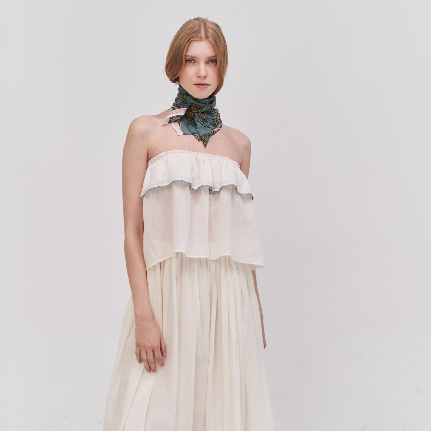 FLORAL TUCH I MON MARGIN